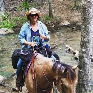 Meet your Posher, Janice